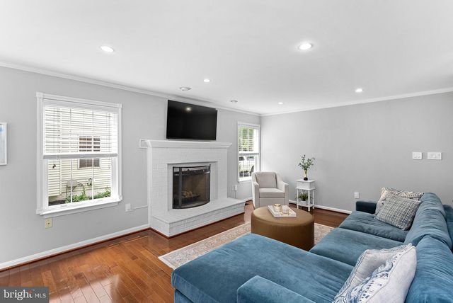 20358 FLUSHING MEADOWS CT, Ashburn, VA 20147