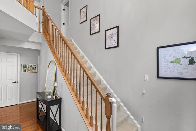 20358 FLUSHING MEADOWS CT, Ashburn, VA 20147