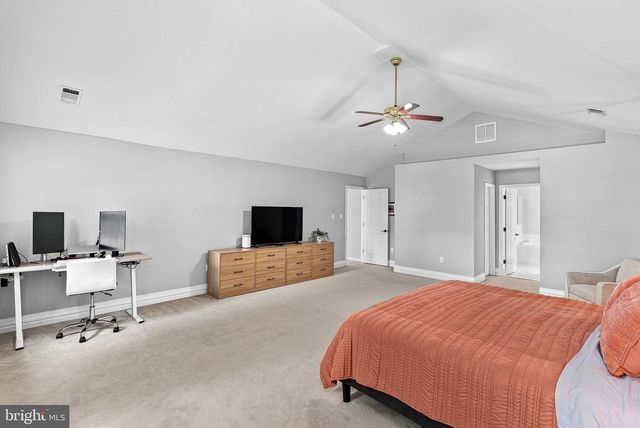 20358 FLUSHING MEADOWS CT, Ashburn, VA 20147