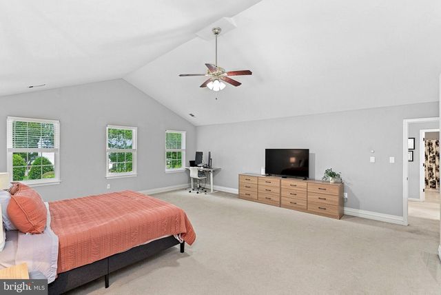 20358 FLUSHING MEADOWS CT, Ashburn, VA 20147