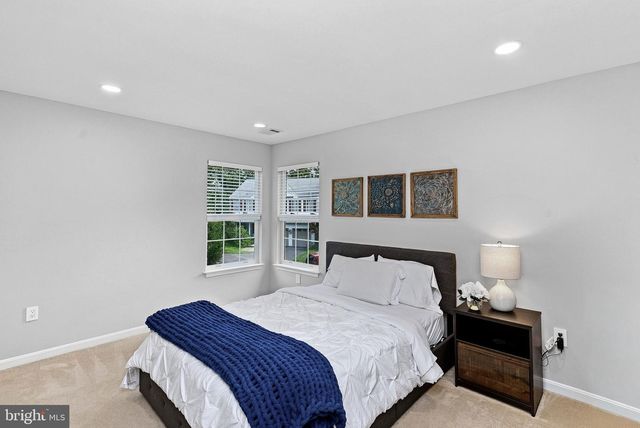 20358 FLUSHING MEADOWS CT, Ashburn, VA 20147