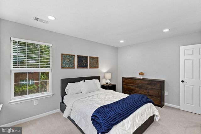 20358 FLUSHING MEADOWS CT, Ashburn, VA 20147