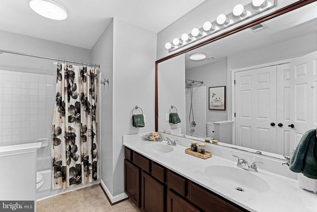 20358 FLUSHING MEADOWS CT, Ashburn, VA 20147