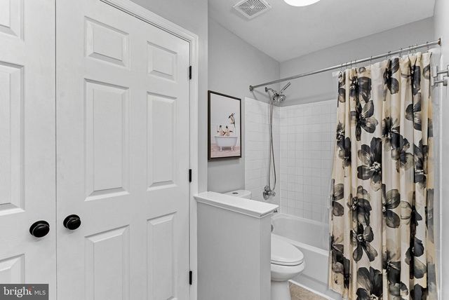 20358 FLUSHING MEADOWS CT, Ashburn, VA 20147