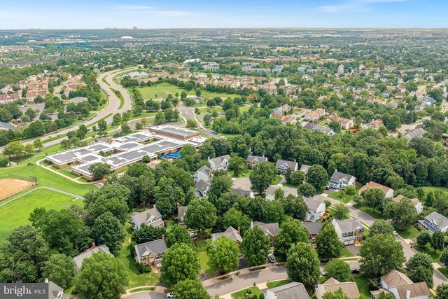 20358 FLUSHING MEADOWS CT, Ashburn, VA 20147
