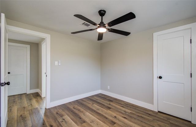 5301 Ryan Acres Drive, Pearland, TX 77584