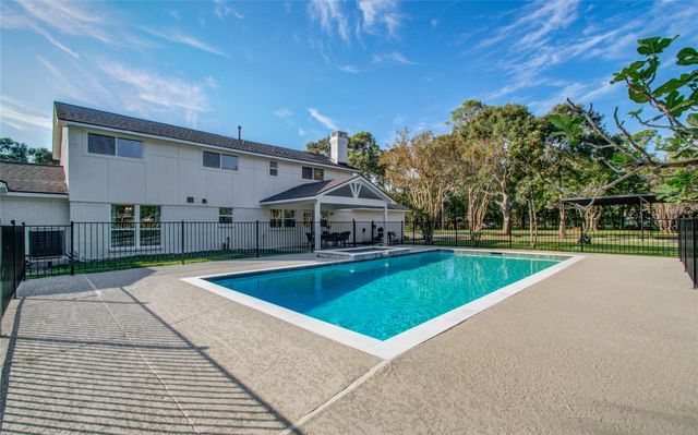 5301 Ryan Acres Drive, Pearland, TX 77584