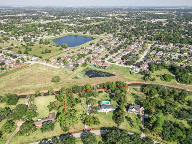 5301 Ryan Acres Drive, Pearland, TX 77584