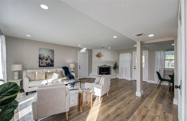 5301 Ryan Acres Drive, Pearland, TX 77584