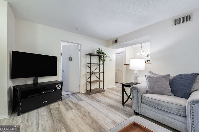 401 N Cromwell Road Q7, Savannah, GA 31410