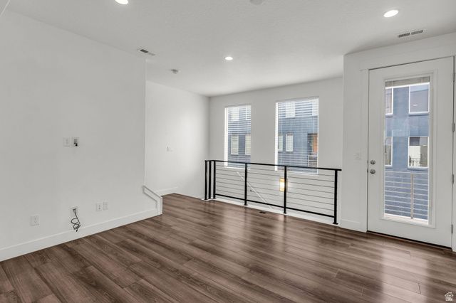 6204 W BIRCH RUN RD, South Jordan, UT 84009