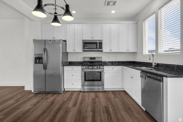 6204 W BIRCH RUN RD, South Jordan, UT 84009