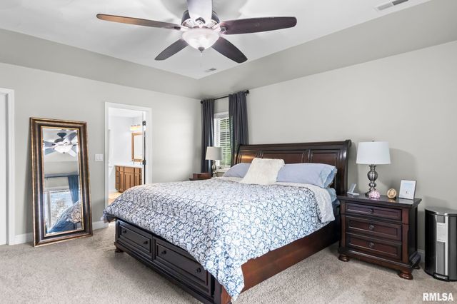 1301 Woods Farm Lane, Springfield, IL 62704