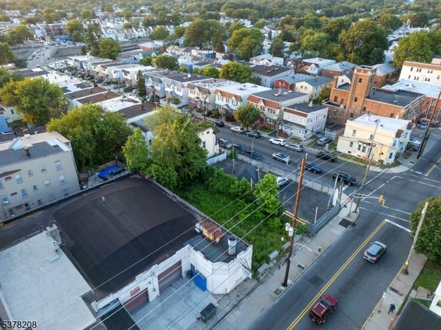 679 Grove St, Irvington Twp., NJ 07111