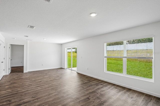 1088 BEAR HAMMOCK DRIVE, Umatilla, FL 32784