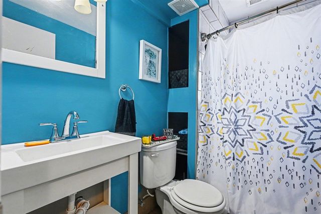 2429 Cumberland Street, Kalamazoo, MI 49006