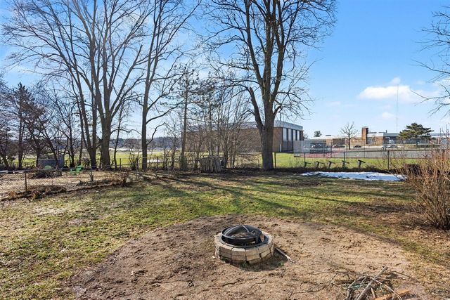 2429 Cumberland Street, Kalamazoo, MI 49006