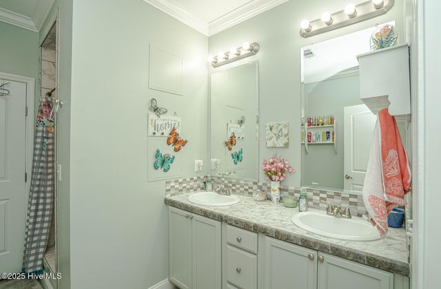 321 Levies Landing, Supply, NC 28462