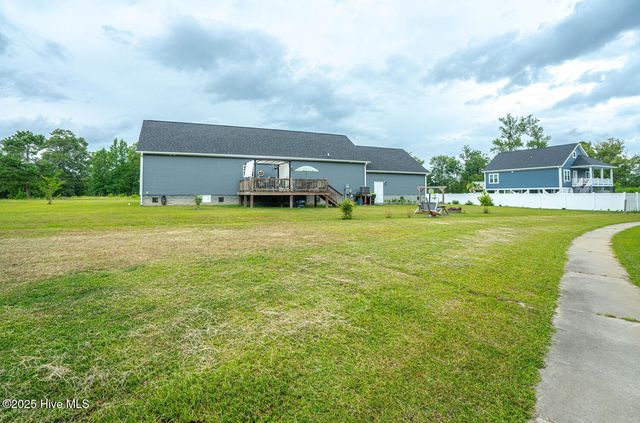 321 Levies Landing, Supply, NC 28462