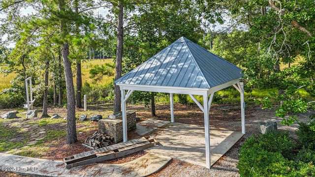 321 Levies Landing, Supply, NC 28462