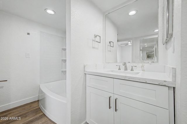 1238 E VOGEL Avenue 2, Phoenix, AZ 85020