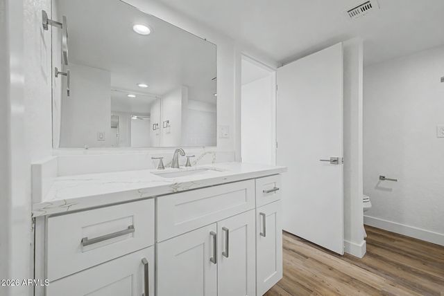 1238 E VOGEL Avenue 2, Phoenix, AZ 85020