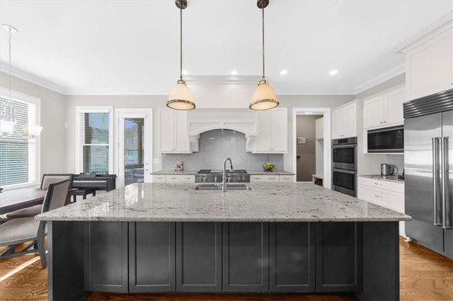 4815 Kitty Hawk Drive NE, Atlanta, GA 30342