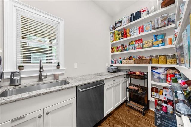 4815 Kitty Hawk Drive NE, Atlanta, GA 30342