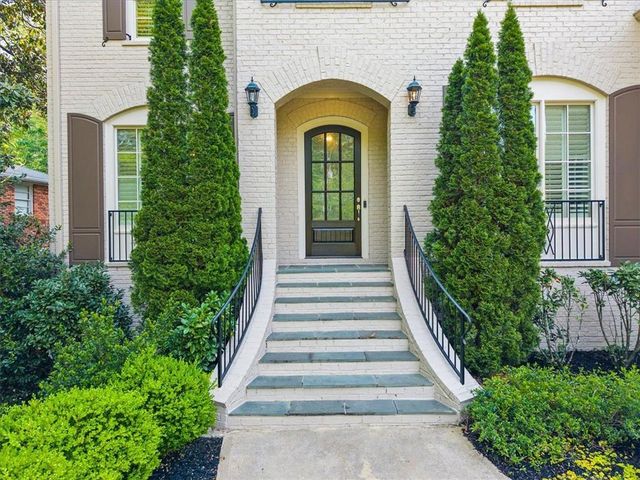 4815 Kitty Hawk Drive NE, Atlanta, GA 30342