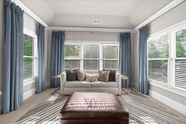 4815 Kitty Hawk Drive NE, Atlanta, GA 30342