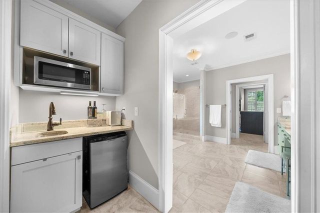 4815 Kitty Hawk Drive NE, Atlanta, GA 30342