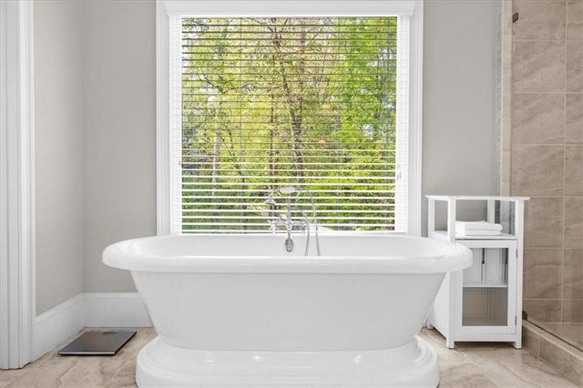 4815 Kitty Hawk Drive NE, Atlanta, GA 30342