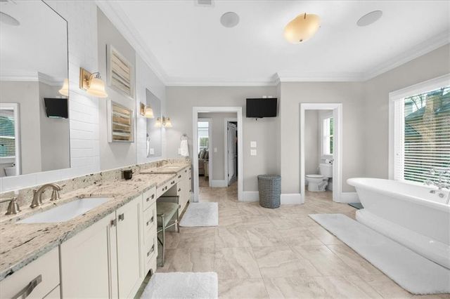 4815 Kitty Hawk Drive NE, Atlanta, GA 30342