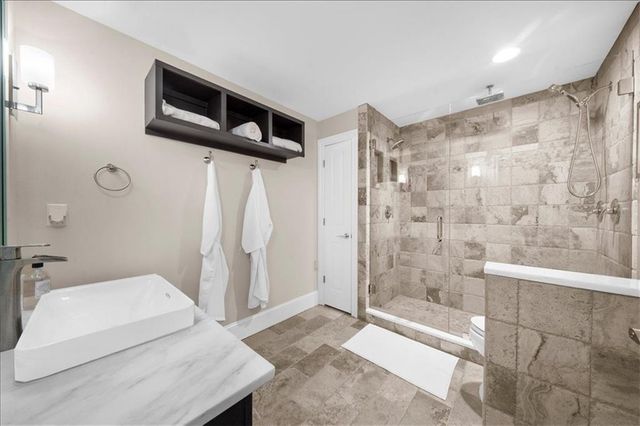 4815 Kitty Hawk Drive NE, Atlanta, GA 30342