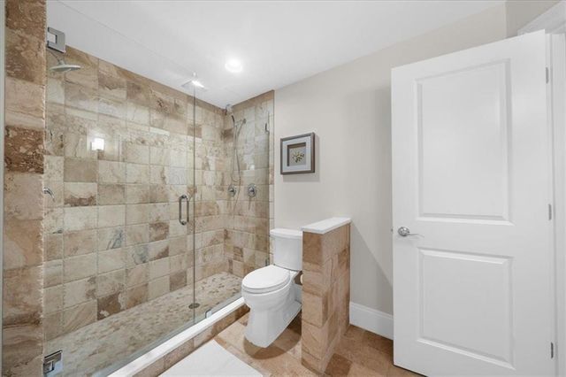 4815 Kitty Hawk Drive NE, Atlanta, GA 30342