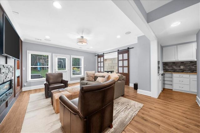 4815 Kitty Hawk Drive NE, Atlanta, GA 30342