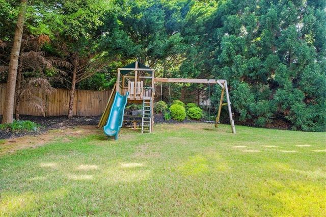 4815 Kitty Hawk Drive NE, Atlanta, GA 30342