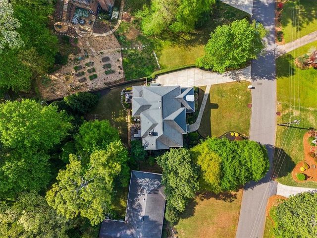 4815 Kitty Hawk Drive NE, Atlanta, GA 30342