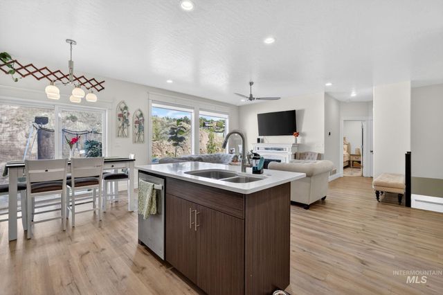 1578 Surprise Valley Road, Pocatello, ID 83201