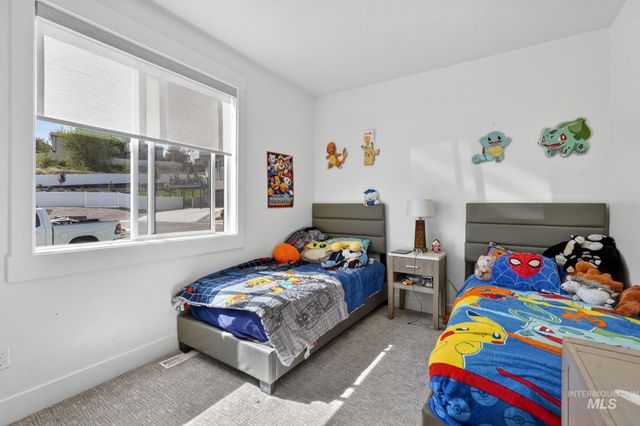 1578 Surprise Valley Road, Pocatello, ID 83201