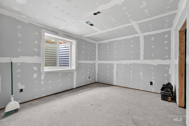 1578 Surprise Valley Road, Pocatello, ID 83201