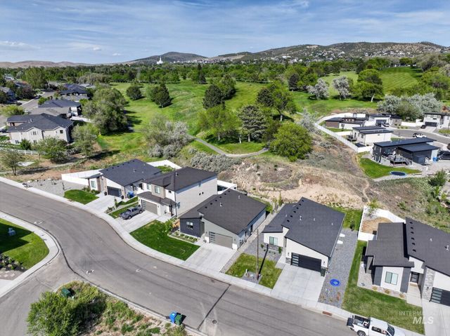 1578 Surprise Valley Road, Pocatello, ID 83201