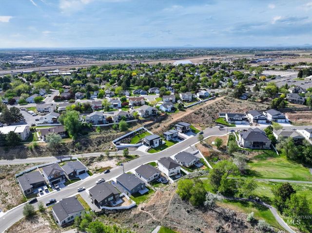1578 Surprise Valley Road, Pocatello, ID 83201