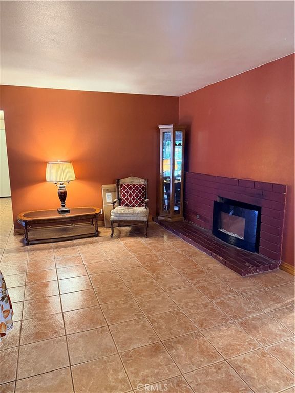 1911 Holly Avenue, Ontario, CA 91762 — photo 4