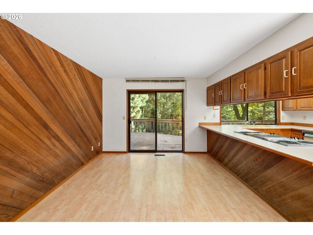 17295 Sw KEMMER Rd, Beaverton, OR 97007