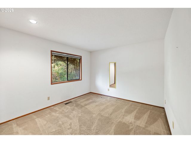 17295 Sw KEMMER Rd, Beaverton, OR 97007