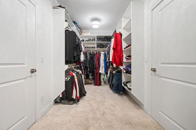 11695 Amberwood Drive, Montgomery, TX 77356