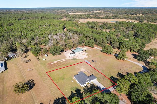 11695 Amberwood Drive, Montgomery, TX 77356