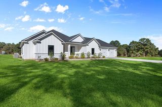 11695 Amberwood Drive, Montgomery, TX 77356