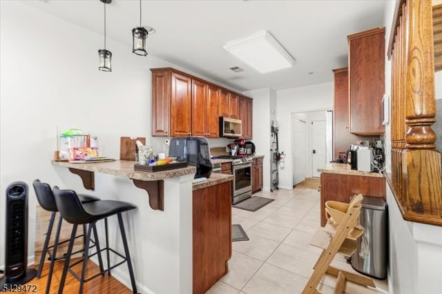 23 Patriots Path, South Bound Brook Boro, NJ 08880